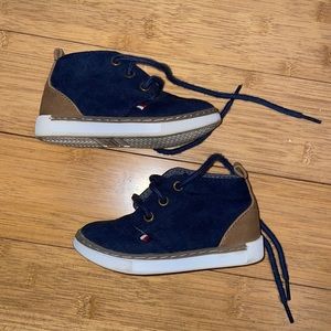 Suede Tommy Hilfiger toddler dress shoes size 7